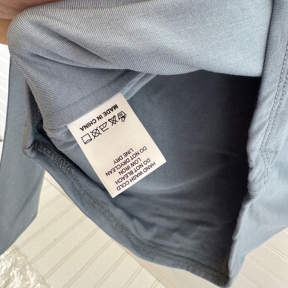 NEW Be Cool Long Sleeve Top Large - Picture 4 of 7